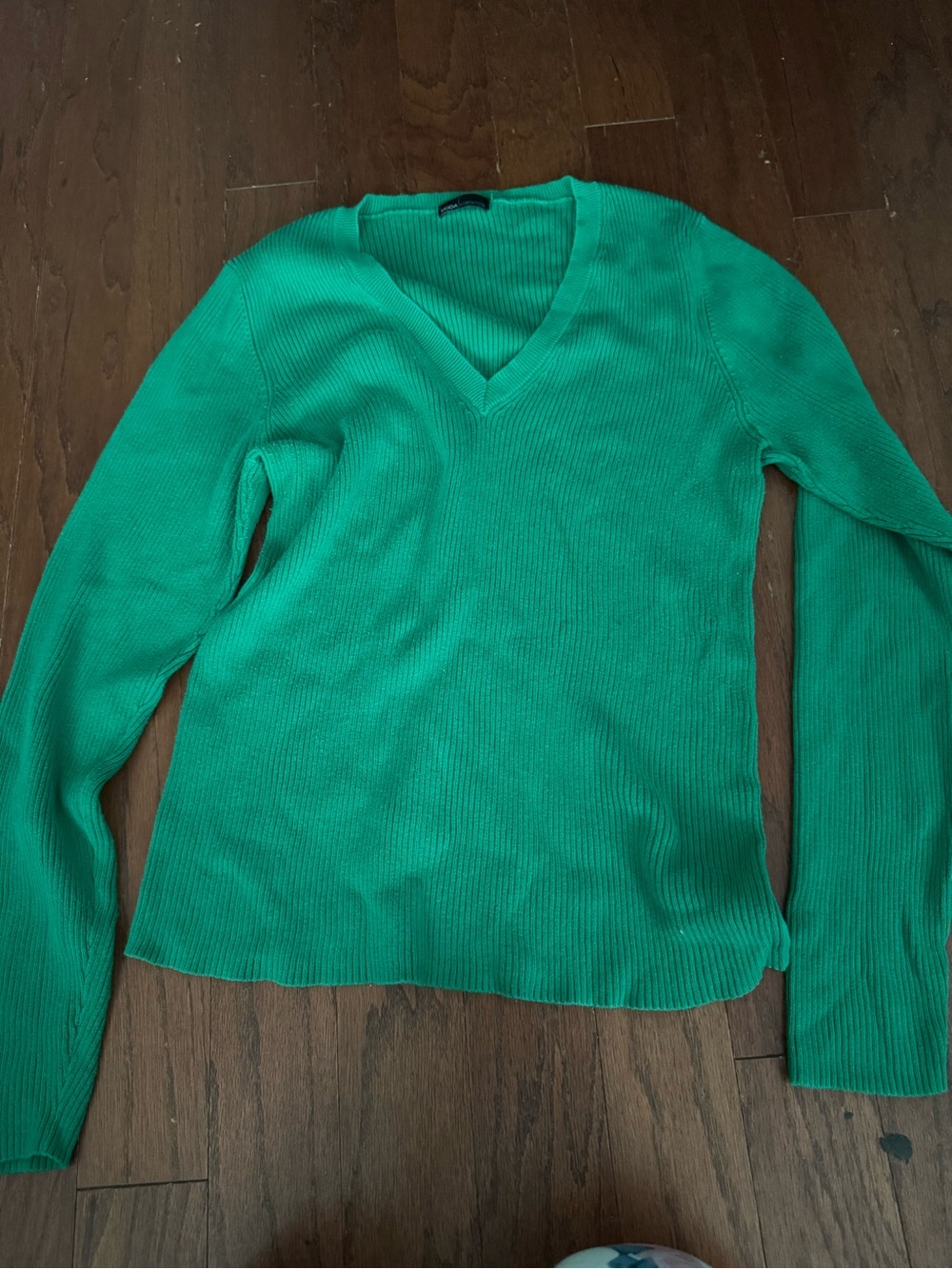 Moda International V-Neck Ribbed Sweater - Green